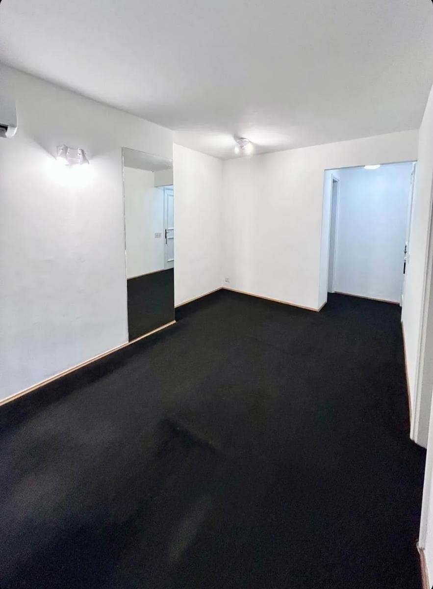 Rental in Pocitos: 2 bedrooms and a patio