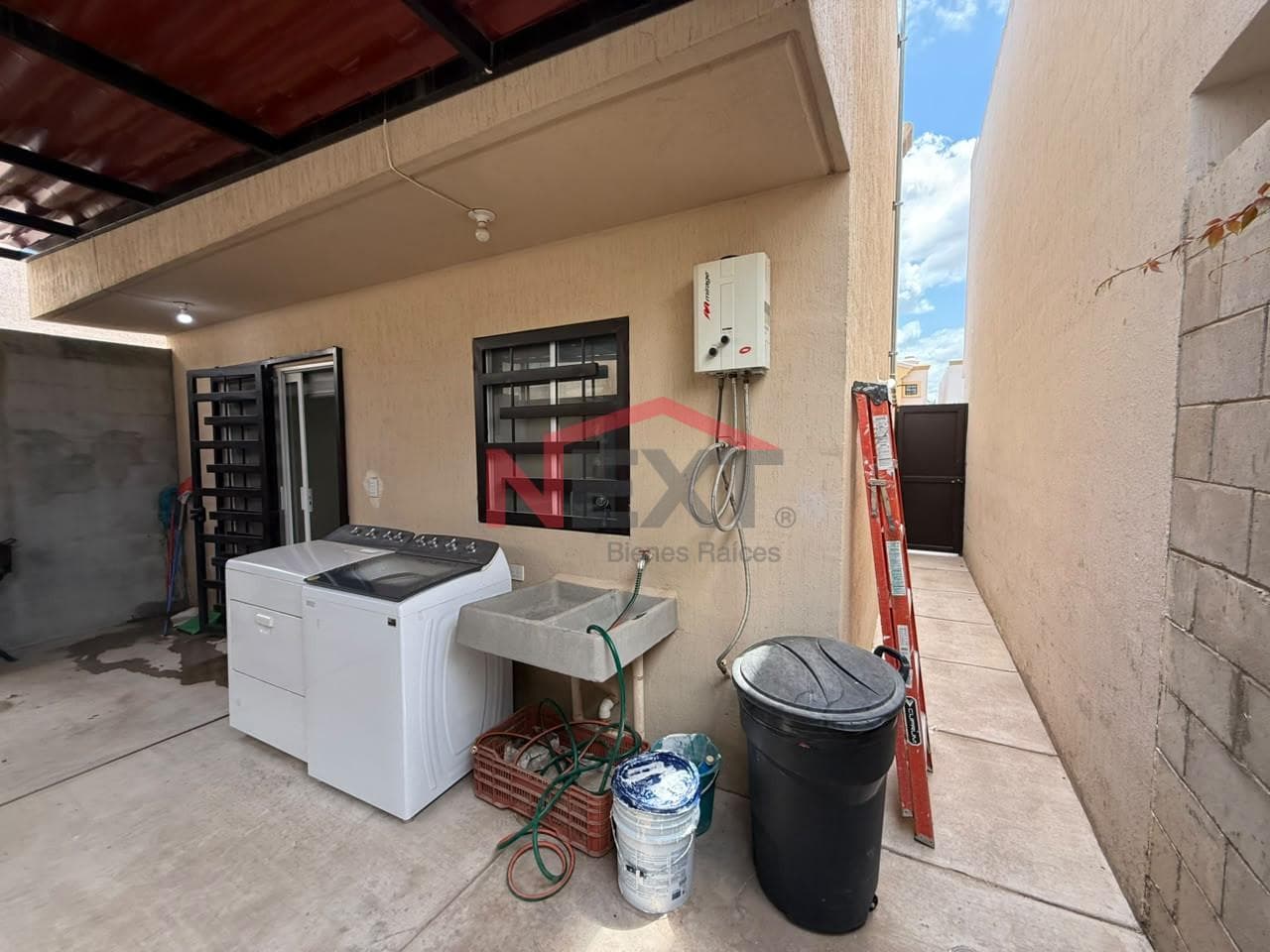 HOUSE FOR SALE IN STANZA TORRALBA