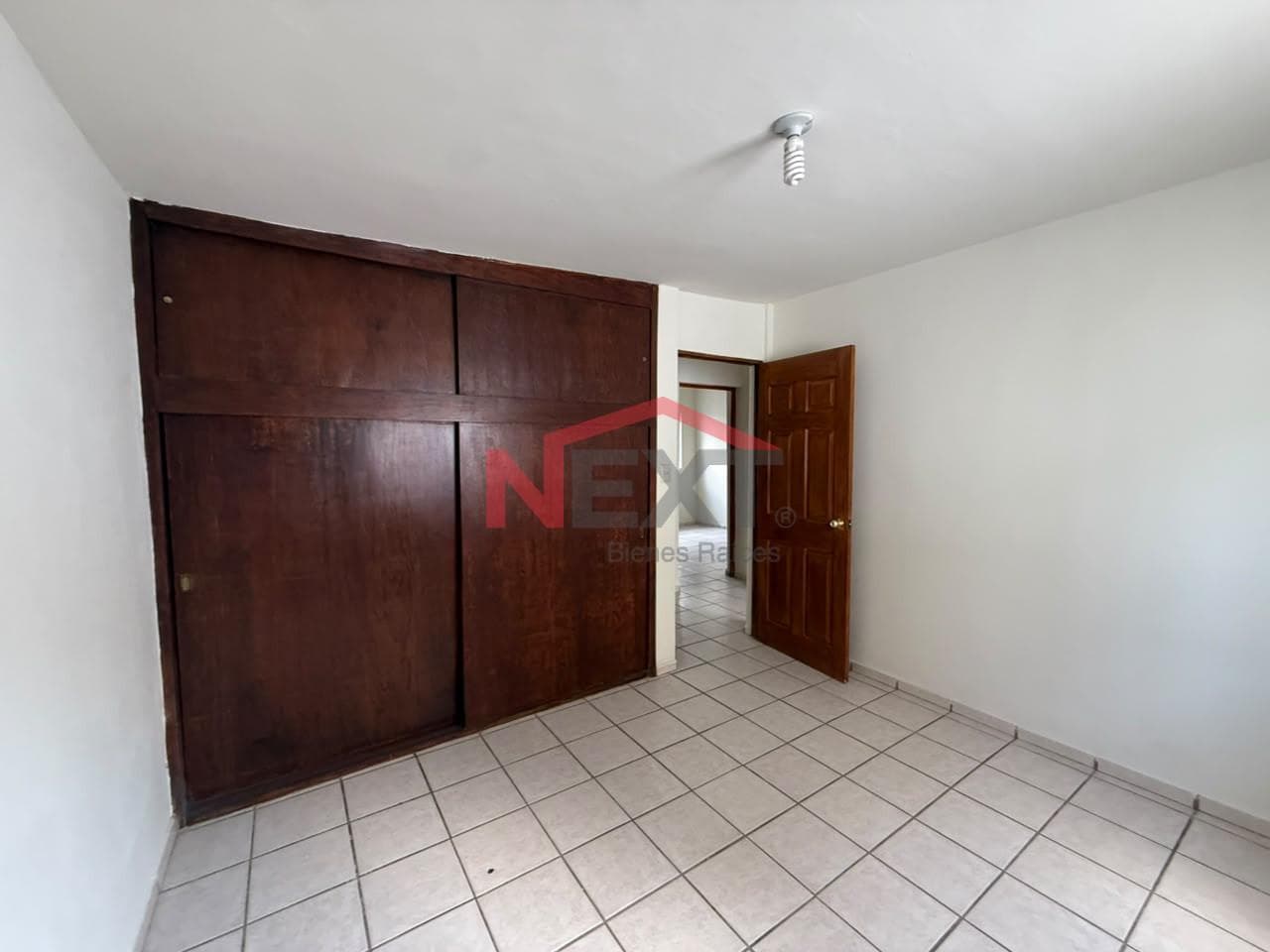 HOUSE FOR RENT IN COL. LAS QUINTAS