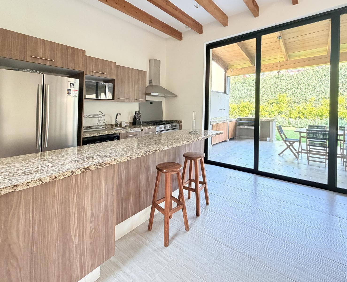 HOUSE FOR RENT IN THE AVANDARO CONDOMINIUM, VALLE DE BRAVO