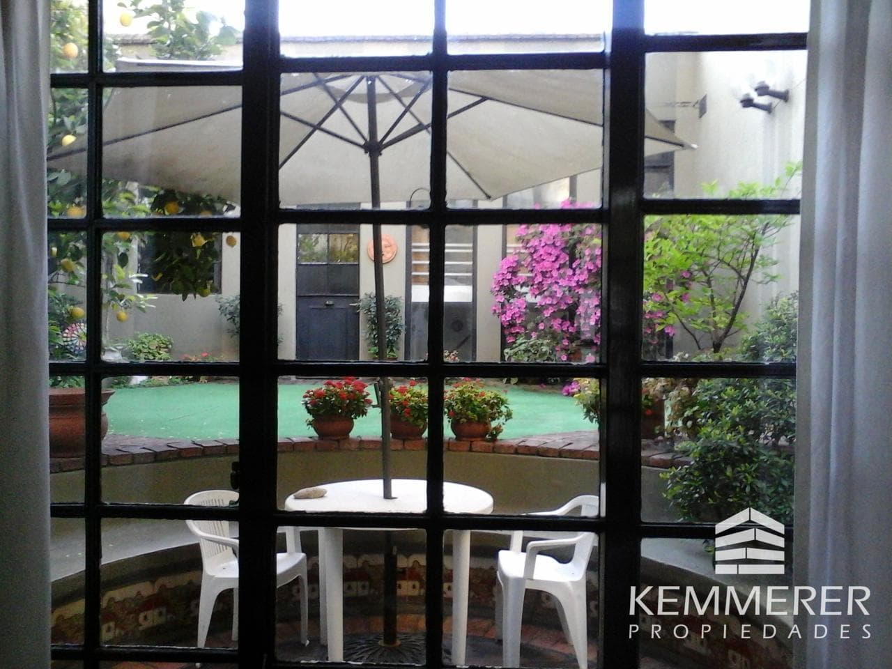 *****IMPECCABLE ITALIAN RENAISSANCE-STYLE HOUSE*****FLOWERS****