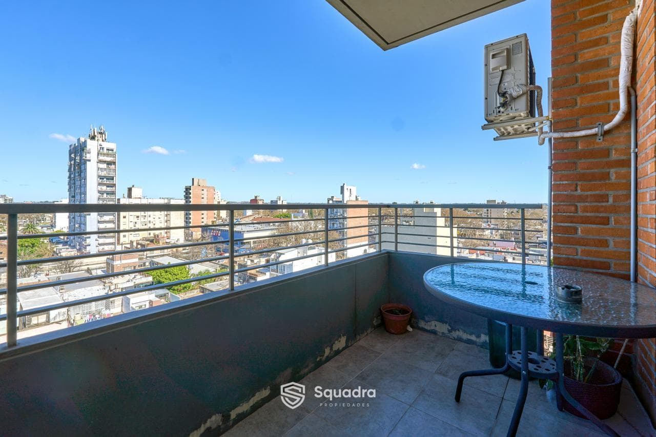 FOR SALE - 1-bedroom apartment with a balcony facing the rear of the building - Echesortu neighborhood, Rosario.