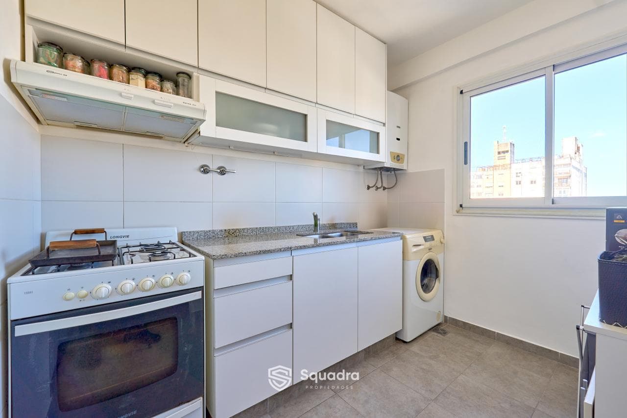 FOR SALE - 1-bedroom apartment with a balcony facing the rear of the building - Echesortu neighborhood, Rosario.