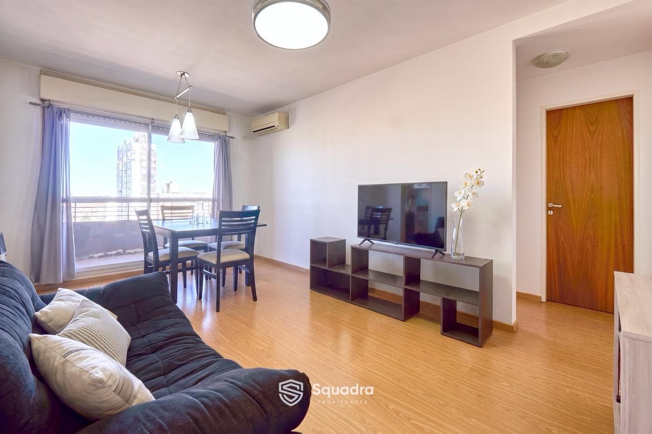 FOR SALE - 1-bedroom apartment with a balcony facing the rear of the building - Echesortu neighborhood, Rosario.