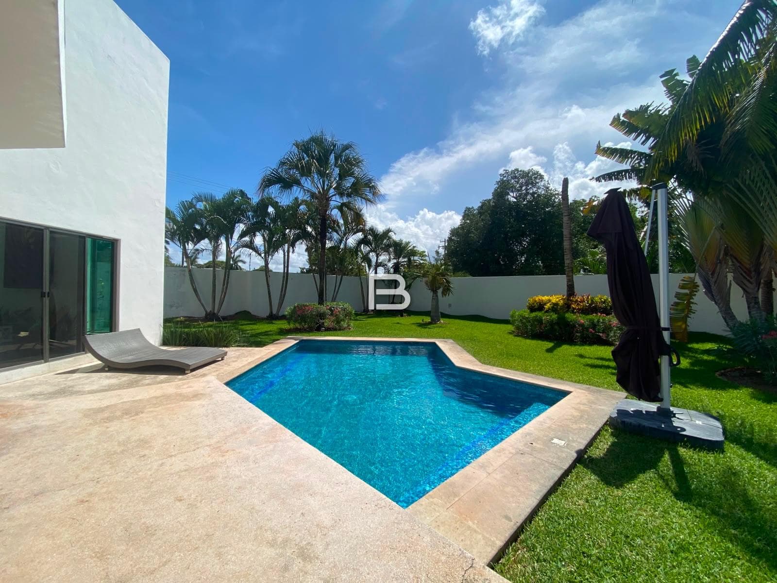 House for Rent on Colosio Avenue in Cancun