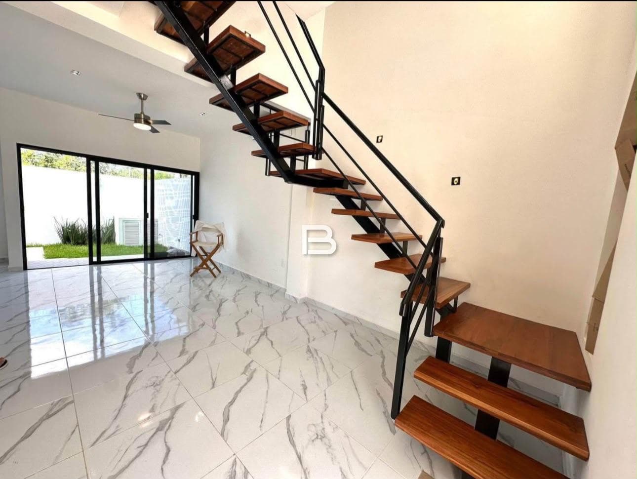 House for Sale in the Arbolada Residential Complex in Cancun