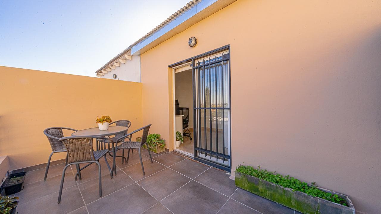 3-ROOM APARTMENT FOR SALE—HOME-STYLE—QUALIFIES FOR MORTGAGE—EXCHANGE NEGOTIABLE