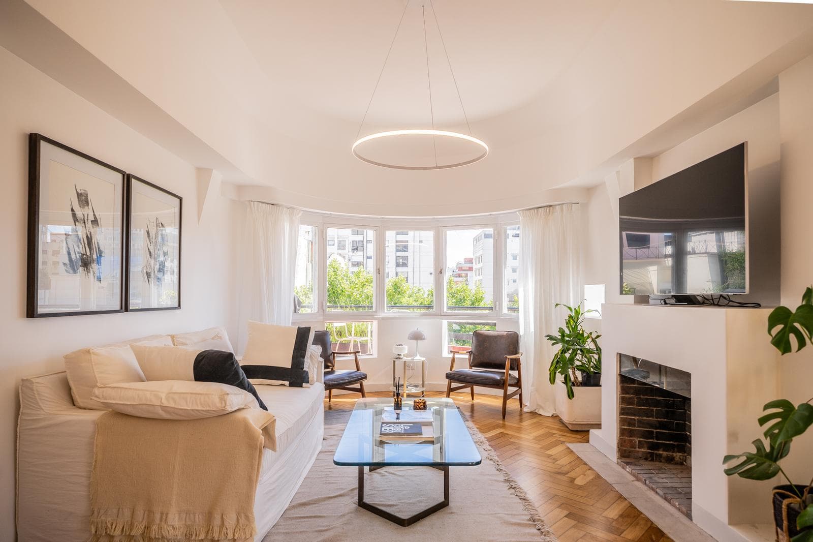 3-room apartment for sale in Recoleta—upper floor, balcony and terrace, renovated