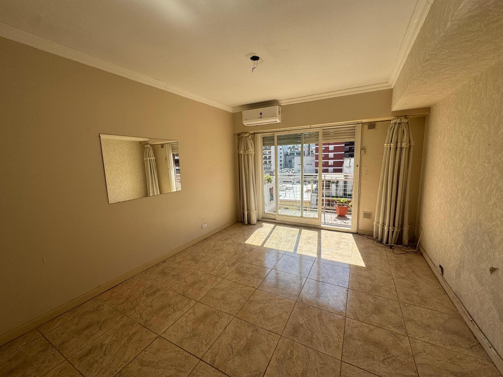 4-ROOM APARTMENT. FACING THE STREET. BALCONY. BATHROOM AND TOILET. STORAGE ROOM