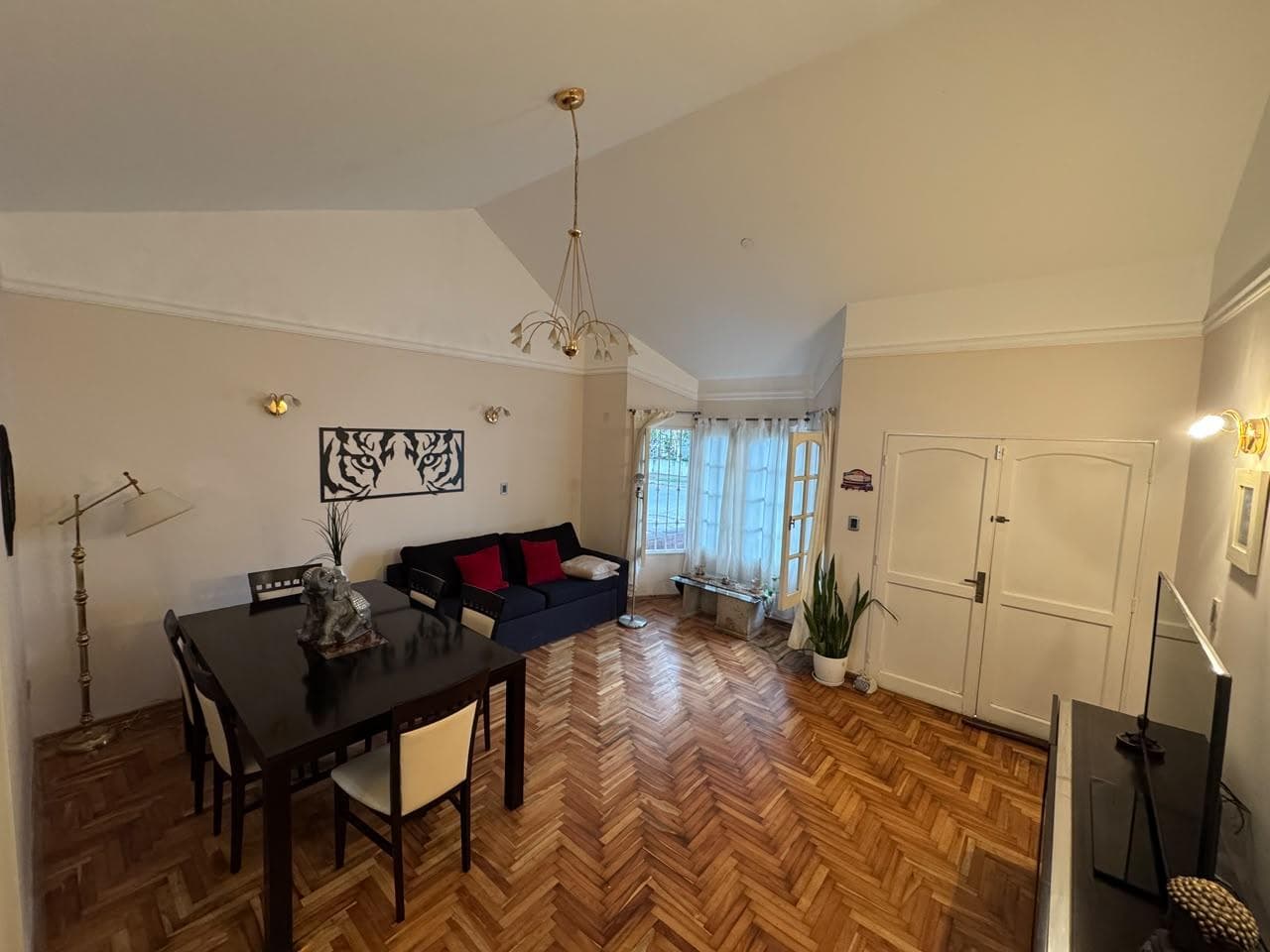 Single-Story House - Three Bedrooms - Colinas del Cerro