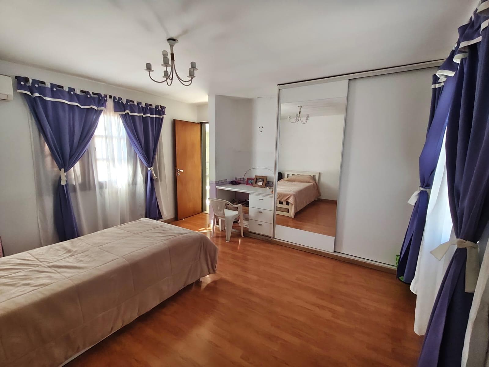 4-Bedroom House for Sale in General Paz
