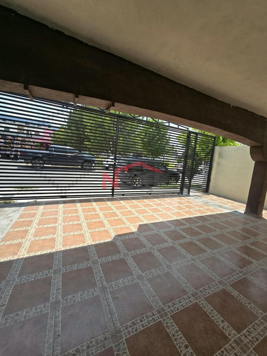 Corner House for Sale - Real del Sol
