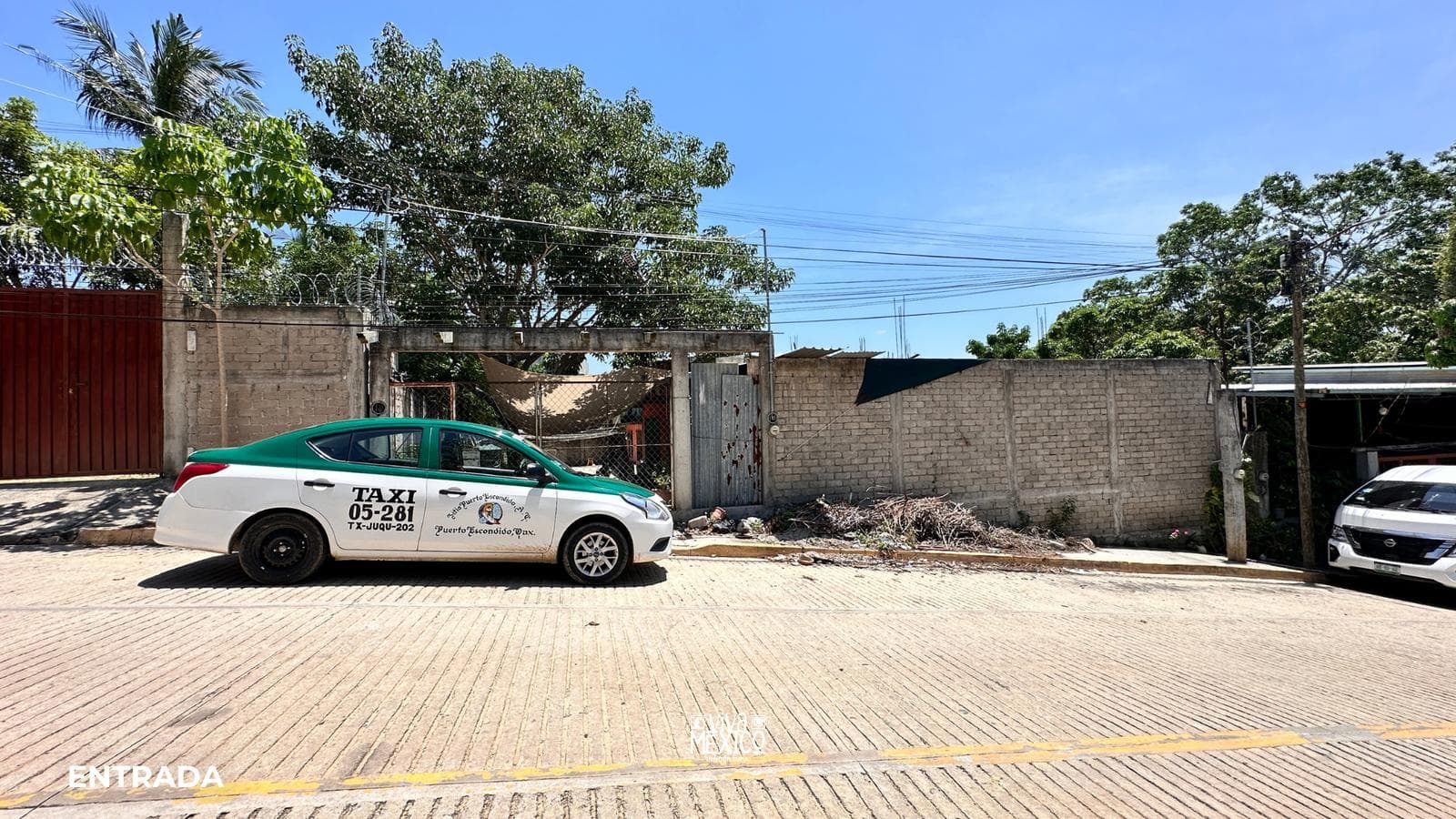 House for Sale for Flipping in Downtown Puerto Escondido, Oaxaca