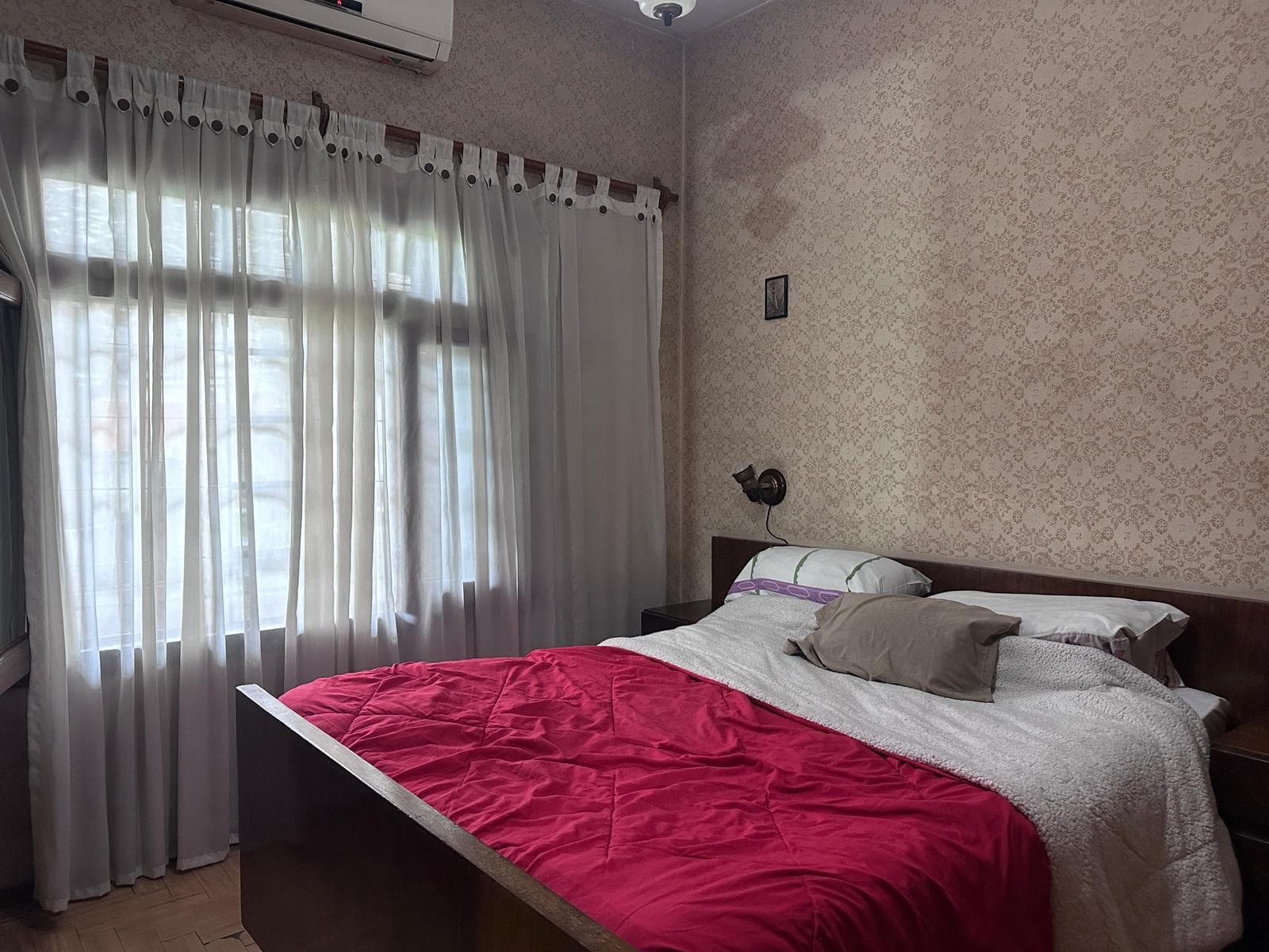 5-room house with pool and garden—PRIVATE FINANCING—in Gonzalez Catan