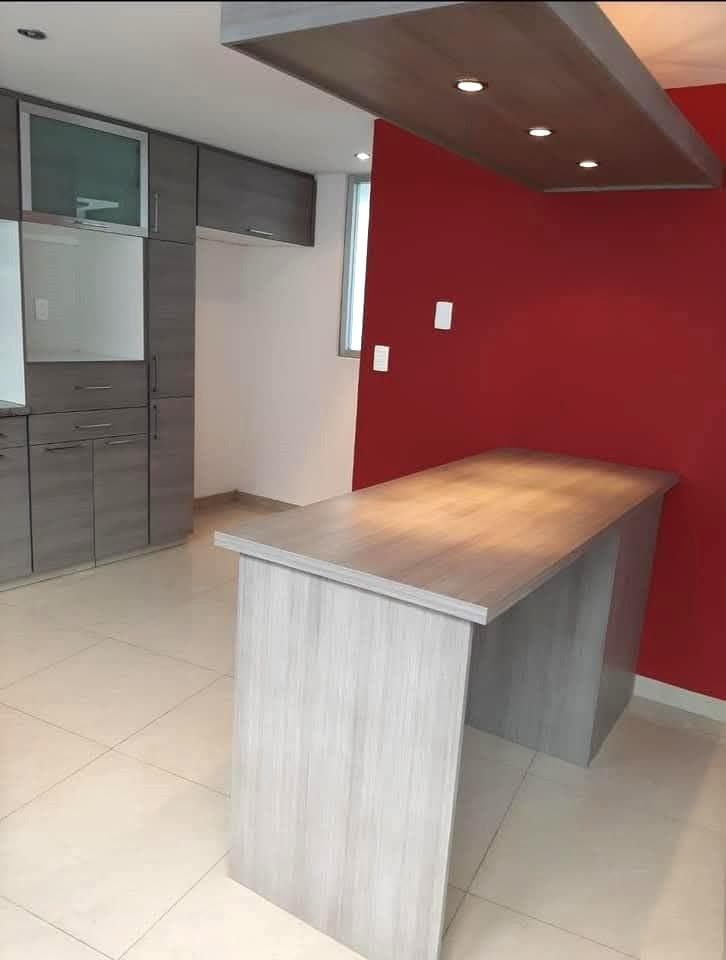 House with security service for sale in LOMAS VERDES