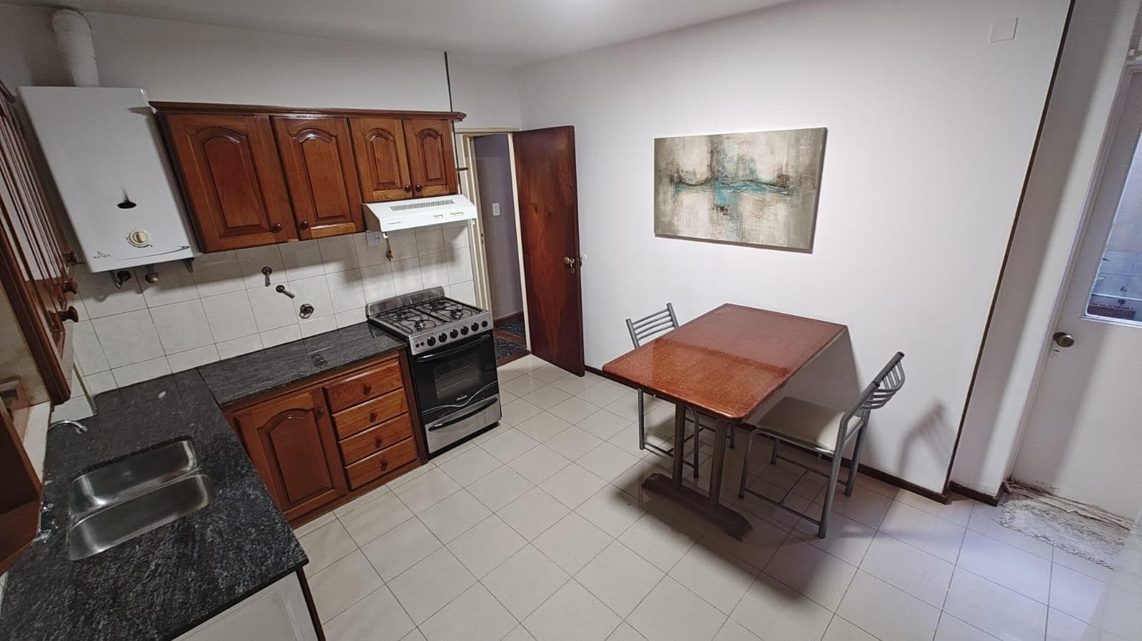 IMPECCABLE 3-BEDROOM APARTMENT FOR RENT! NUEVA CORDOBA NEIGHBORHOOD
