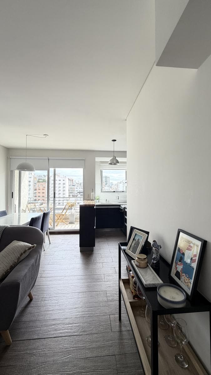 VENTA 2 AMB. C BALCON - CABALLITO SUR - LUMINOSO - APTO CREDITO