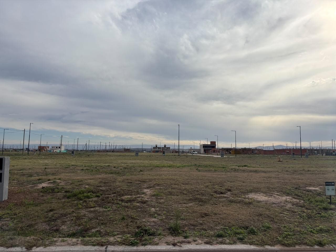 LAND FOR SALE IN ABRAS DE MANANTIALES