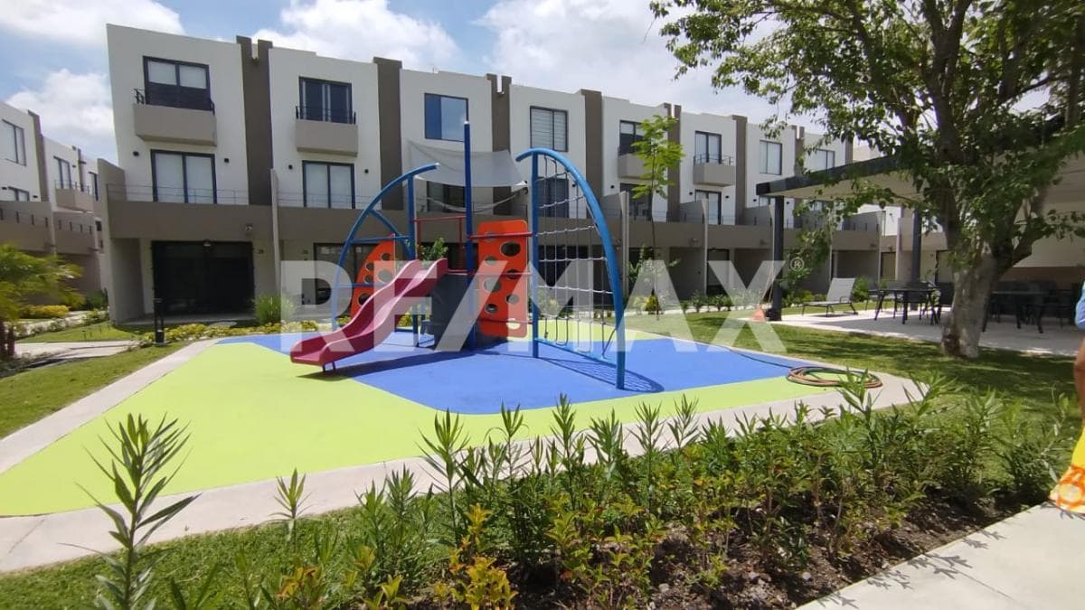 House for Rent in Aquasol