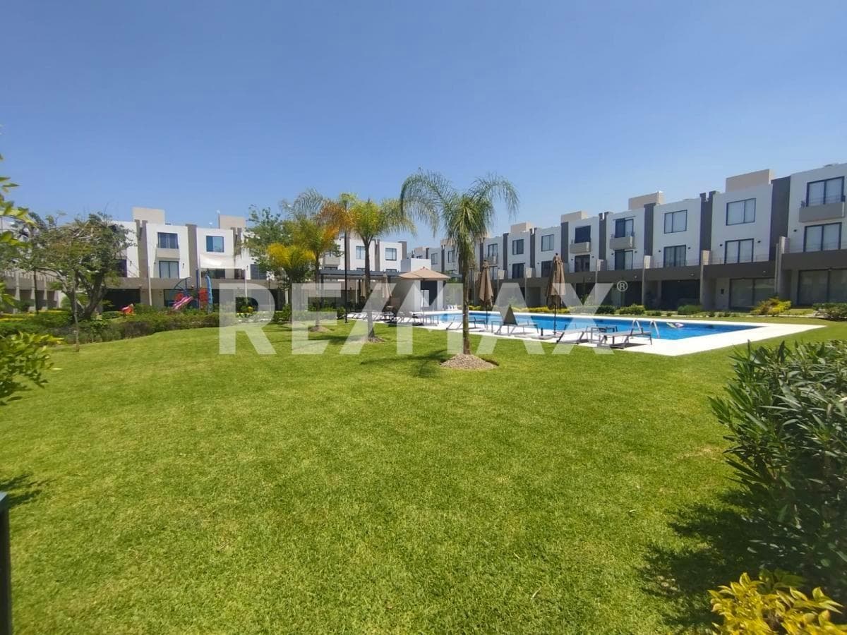 House for Rent in Aquasol
