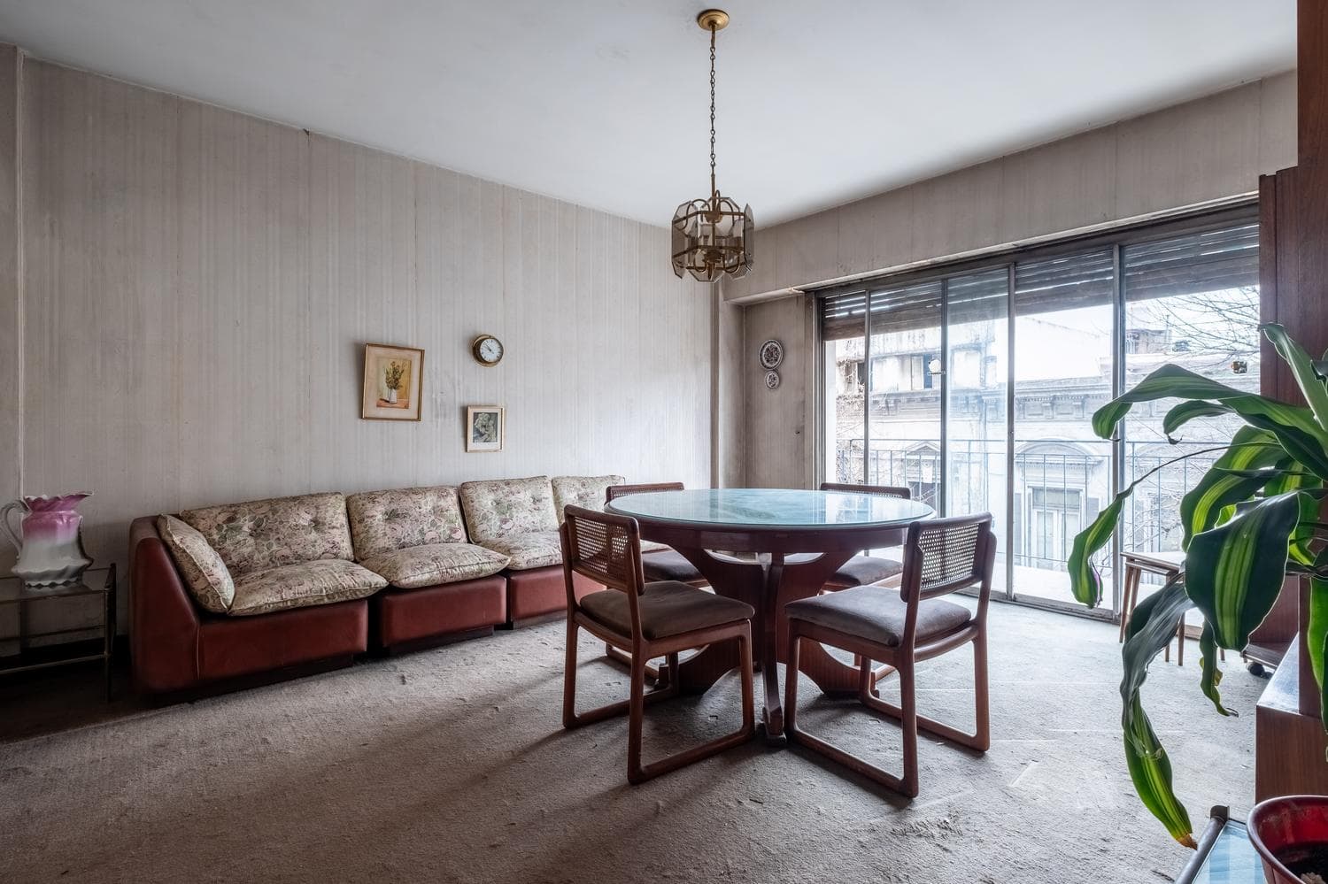 Three-room apartment with a balcony in San Telmo