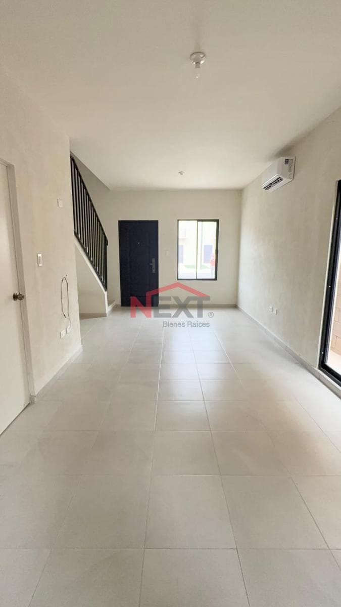 HOUSE FOR RENT IN THE SALAMANCA RESIDENTIAL NEIGHBORHOOD