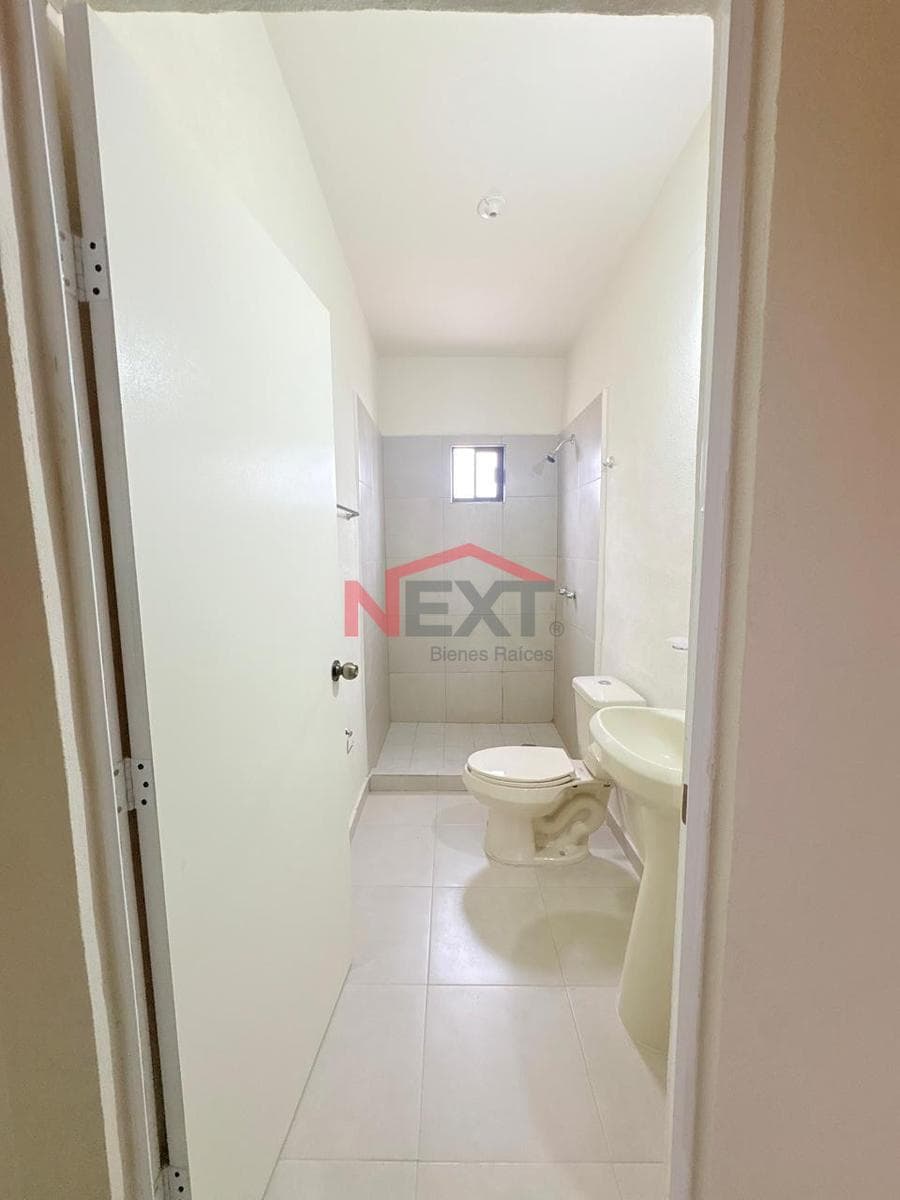 HOUSE FOR RENT IN THE SALAMANCA RESIDENTIAL NEIGHBORHOOD