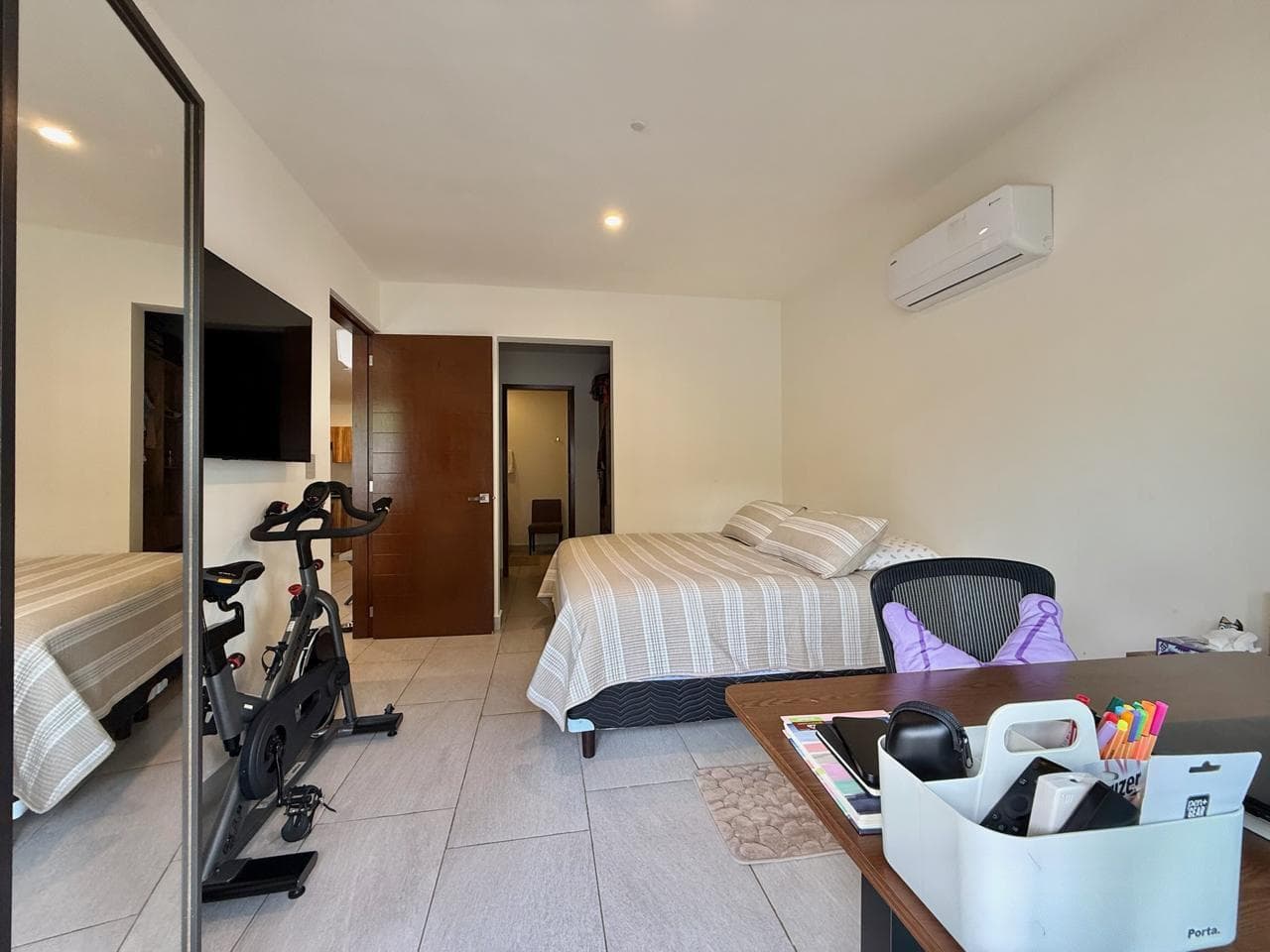 AREKA TOWERS Apartment