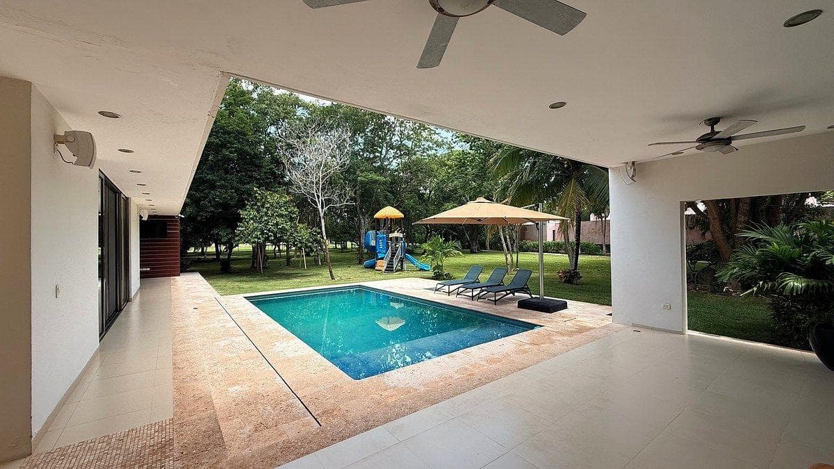 Beautiful Furnished Home Across from La Ceiba Golf Course with Solar Panels and a Generator