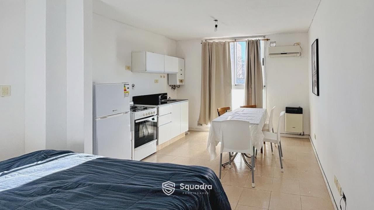 FOR RENT - Furnished studio apartment, 28 m2 - Lourdes neighborhood, Rosario.