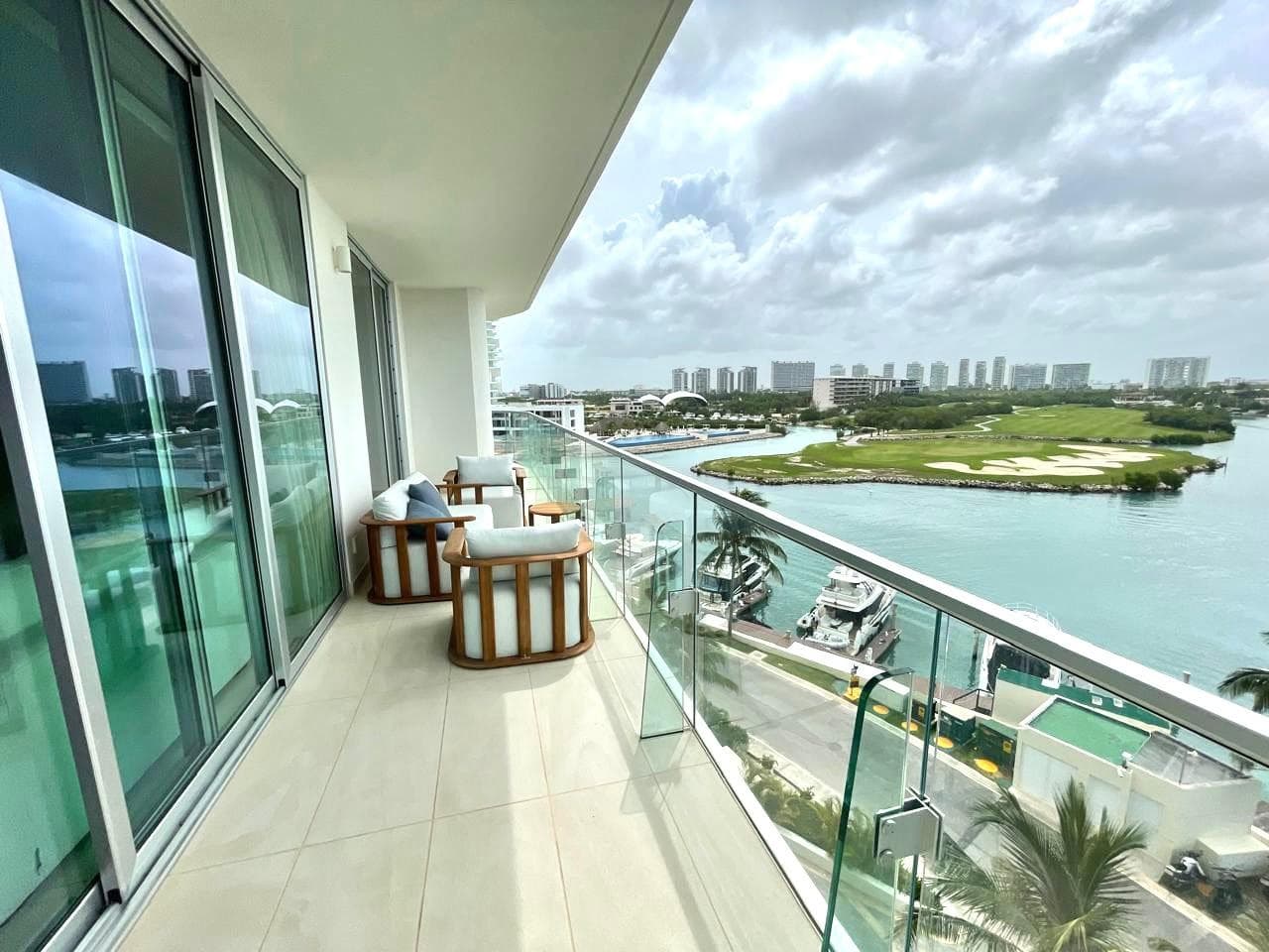 SLS Apartment in Puerto Cancún