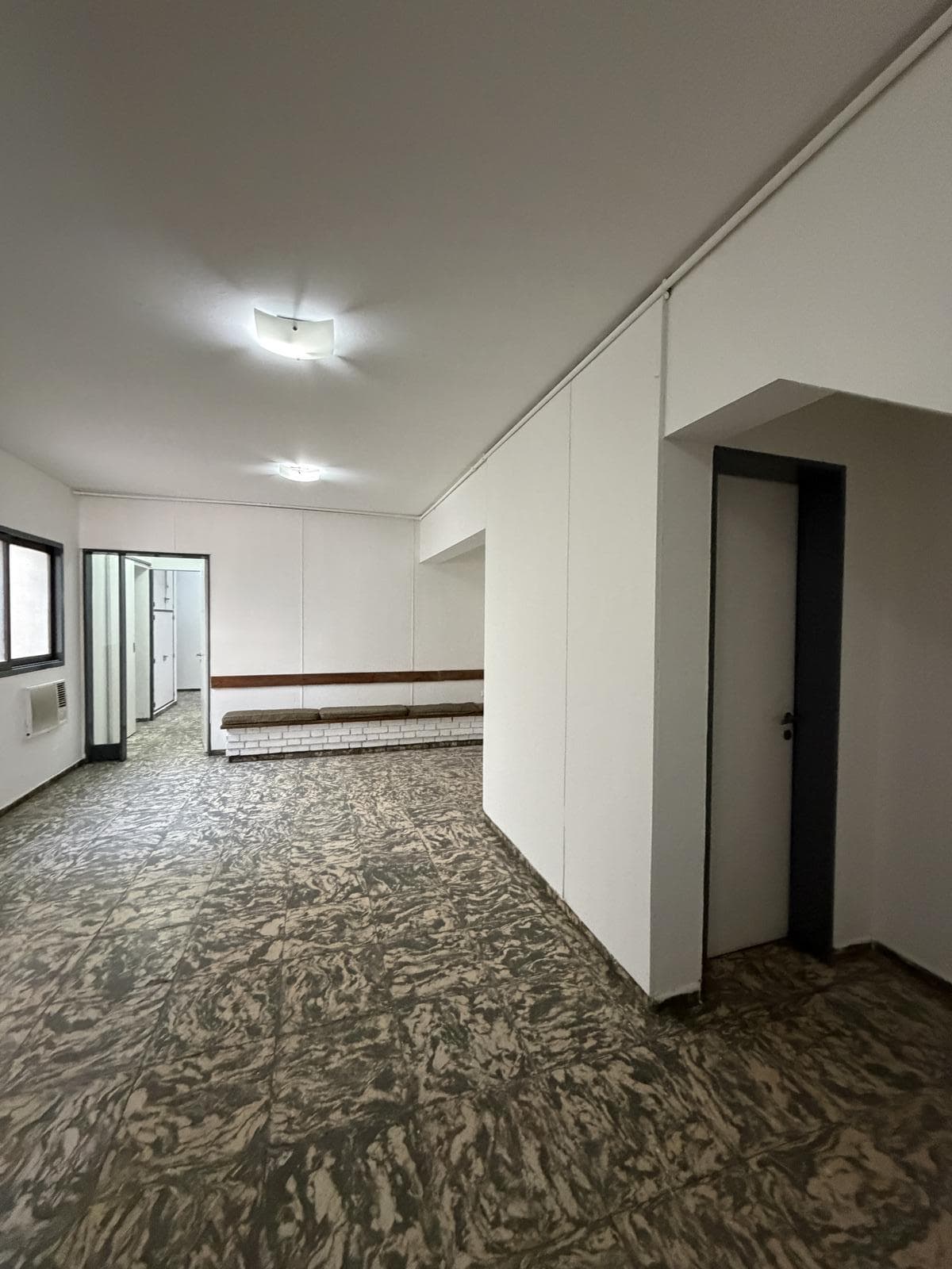 HOUSE FOR SALE IN THE HEART OF THE CITY