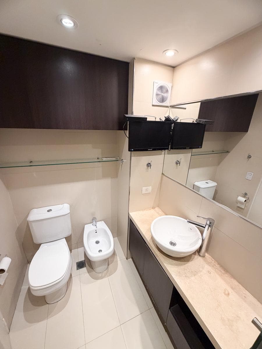 2-Bedroom Apartment + Garage - Las Cañitas, Palermo