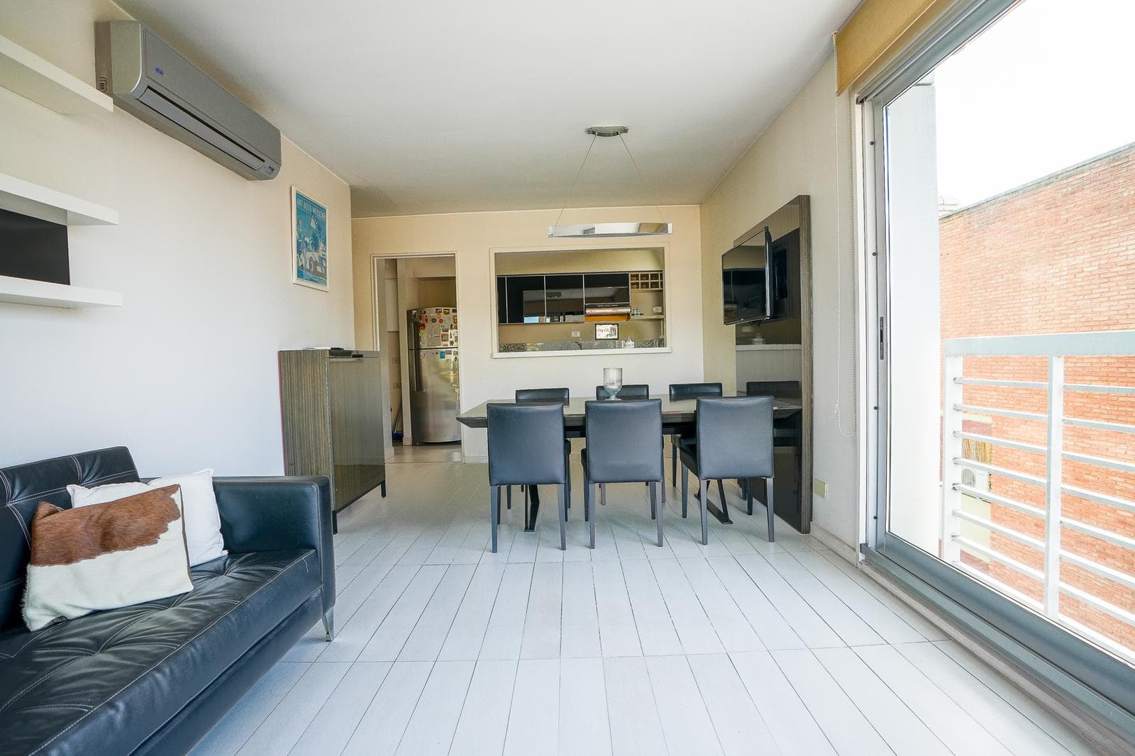 2-Bedroom Apartment + Garage - Las Cañitas, Palermo