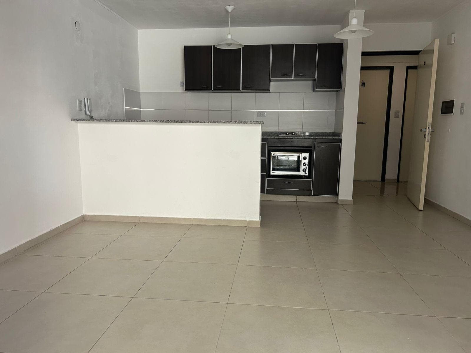 Investment Opportunity!! One-Bedroom Apartment—Building with a Pool