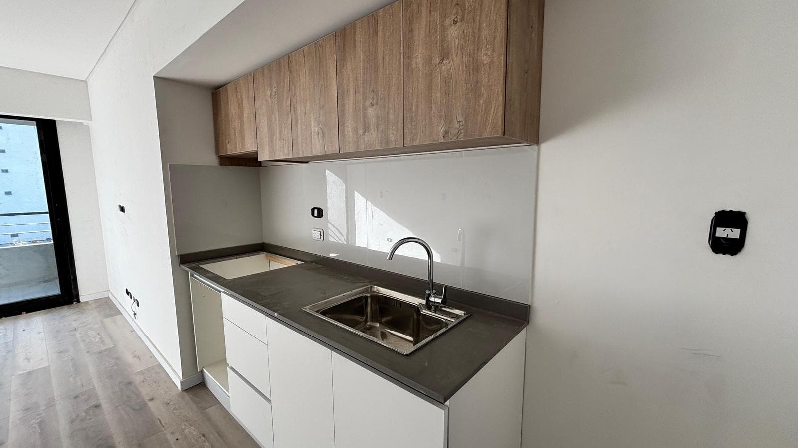 ARGAÑARAS 32 FOR SALE IN VILLA CRESPO: 2 ROOMS, SUITE, AND BATHROOM; FULL AMENITIES; OPTIONAL GARAGE