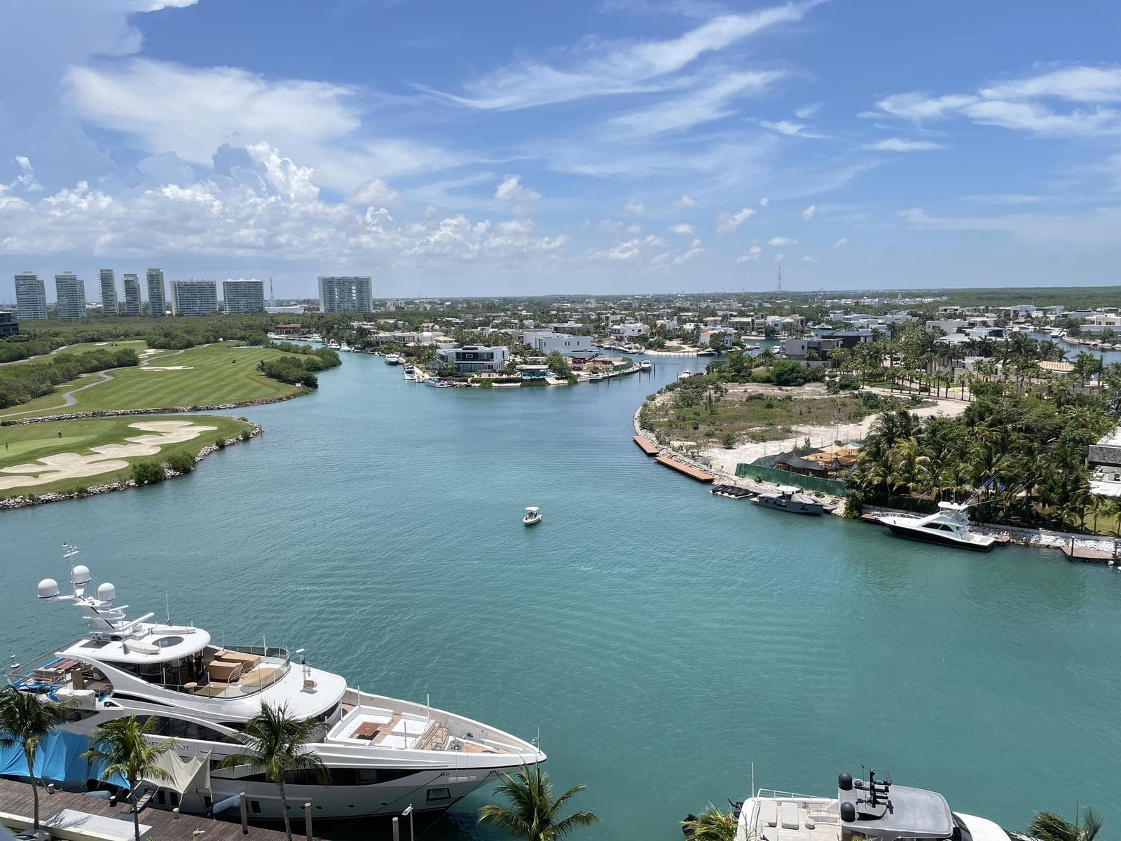 Apartment for Sale in Puerto Cancún