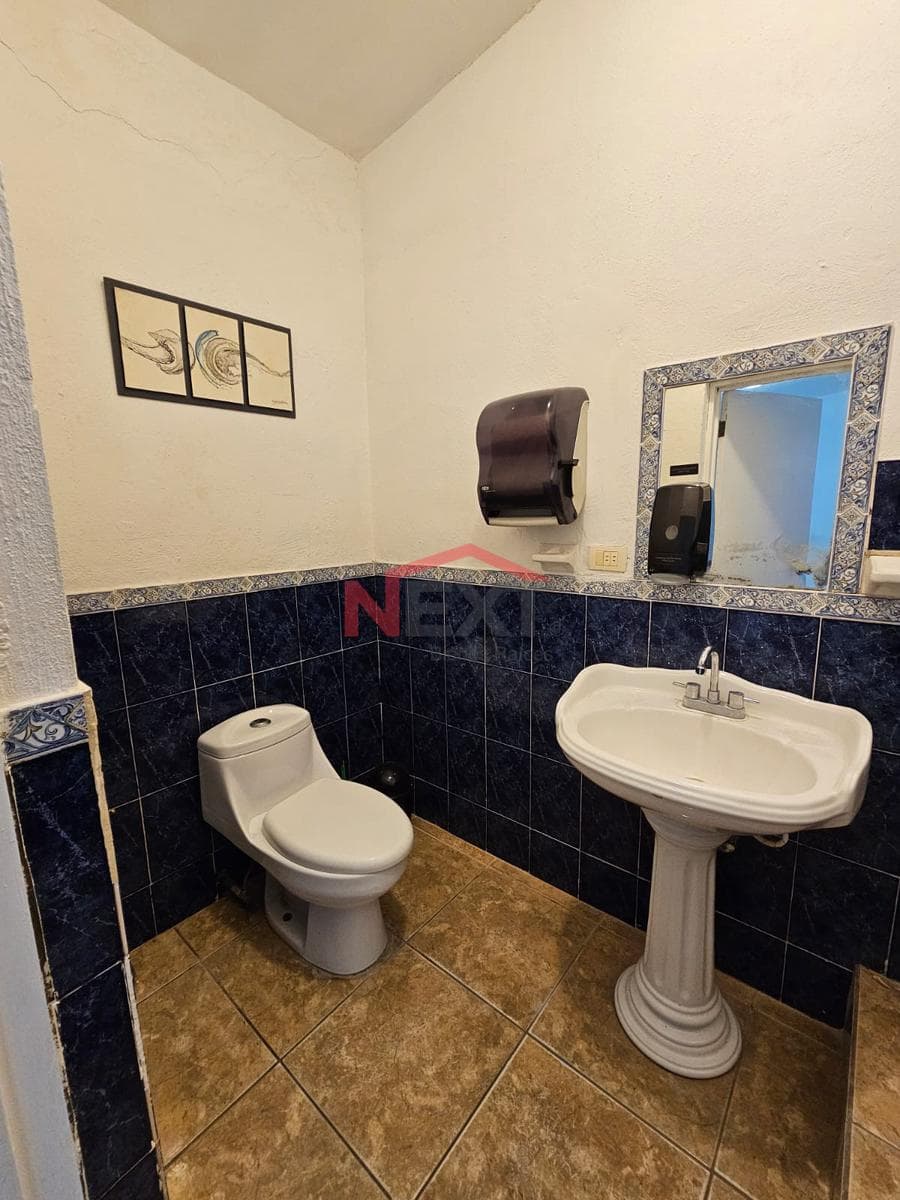 OFFICE FOR RENT IN COL. MODELO