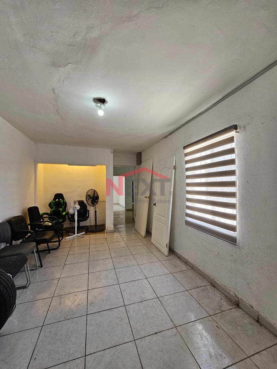 OFFICE FOR RENT IN COL. MODELO