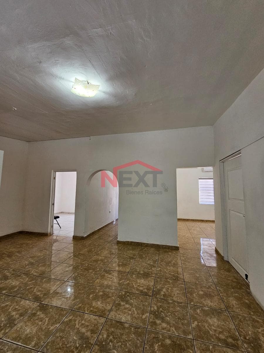 OFFICE FOR RENT IN COL. MODELO