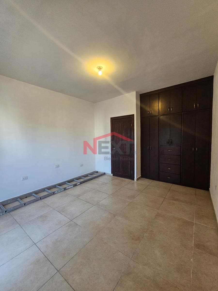 HOUSE FOR RENT IN COL. LA VERBENA