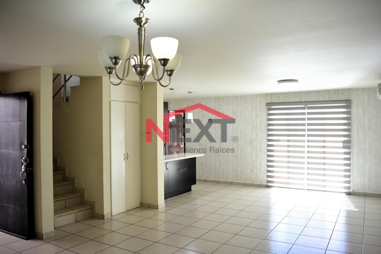 HOUSE FOR RENT IN BANUS RESIDENCIAL