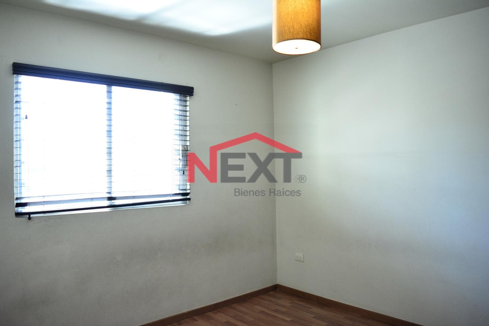 HOUSE FOR RENT IN BANUS RESIDENCIAL