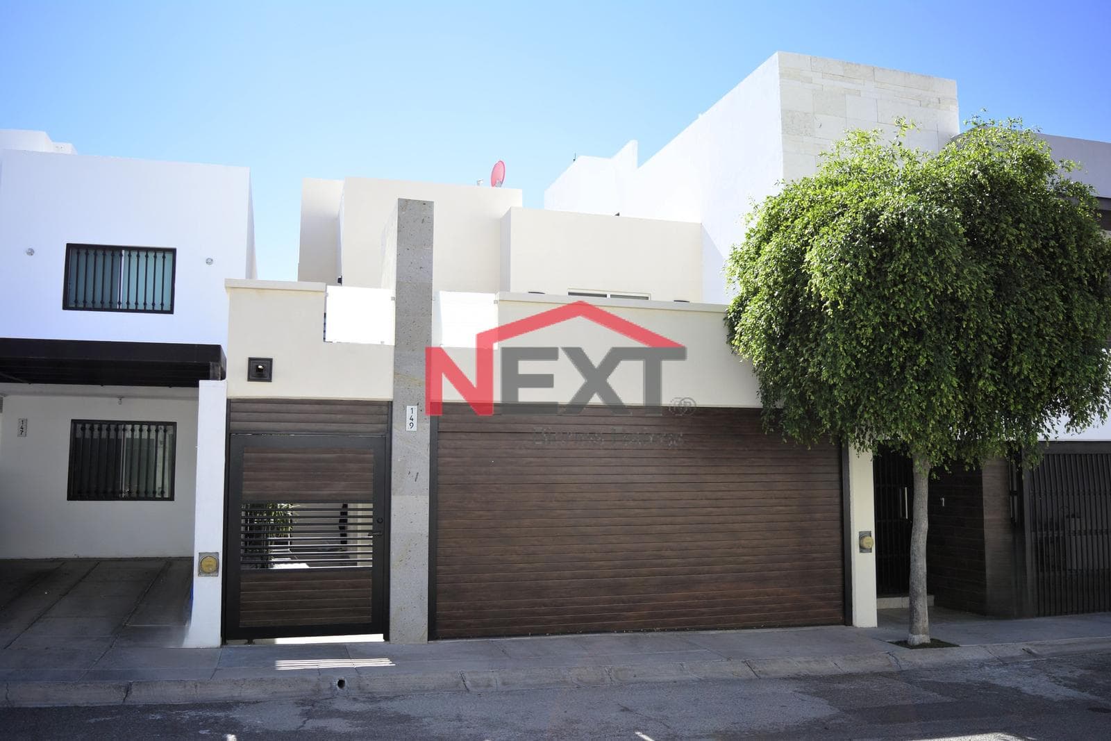 HOUSE FOR RENT IN BANUS RESIDENCIAL