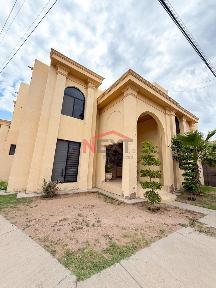 HOUSE FOR SALE IN COL. CENTENARIO