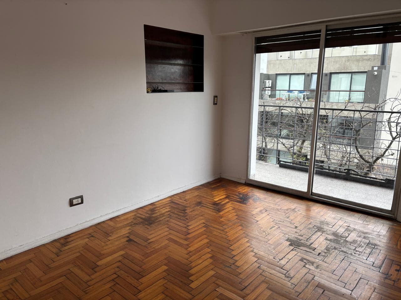 A two-room apartment in Palermo—bright and with a balcony