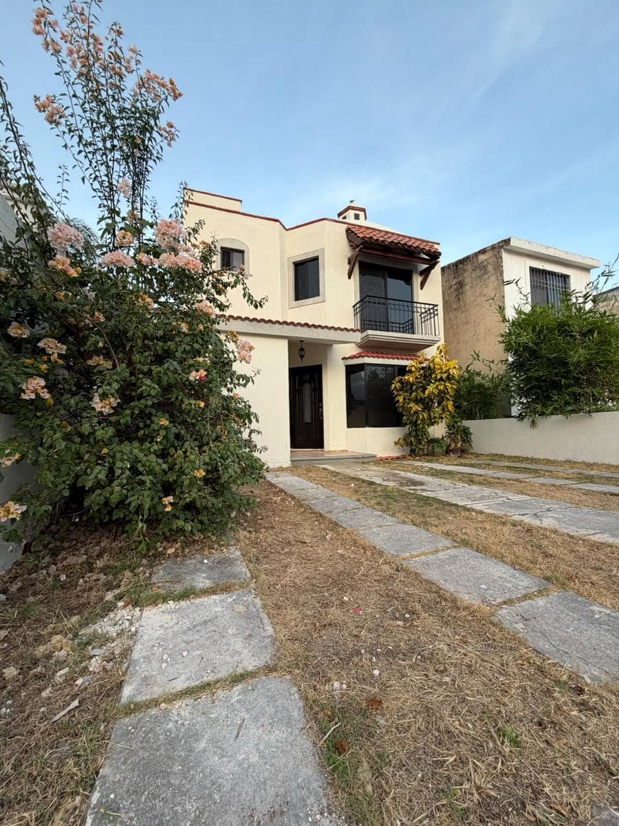 House for Rent: Residencial Santa Fe / Home for Rent