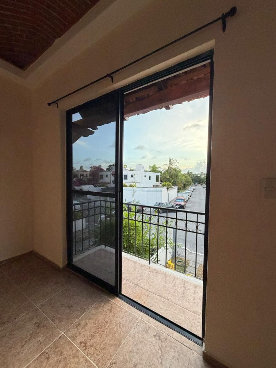 House for Rent: Residencial Santa Fe / Home for Rent