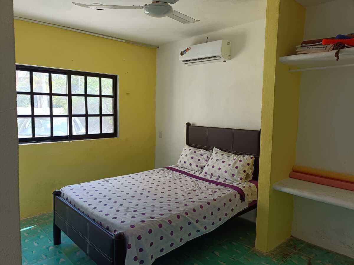 SUMMER HOME FOR SALE: 3 BEDROOMS AND A POOL, OCEAN VIEW IN TELCHAC PUERTO