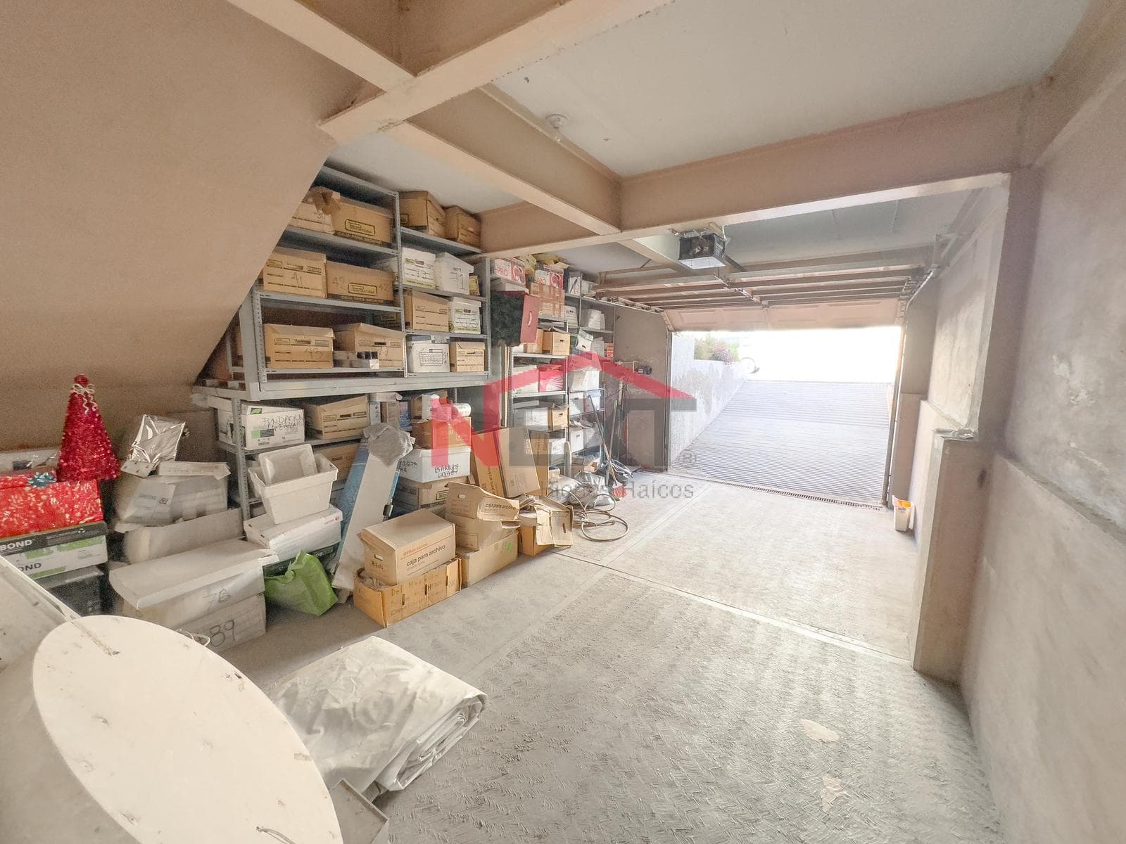 OFFICE FOR RENT IN THE CENTENARIO NEIGHBORHOOD